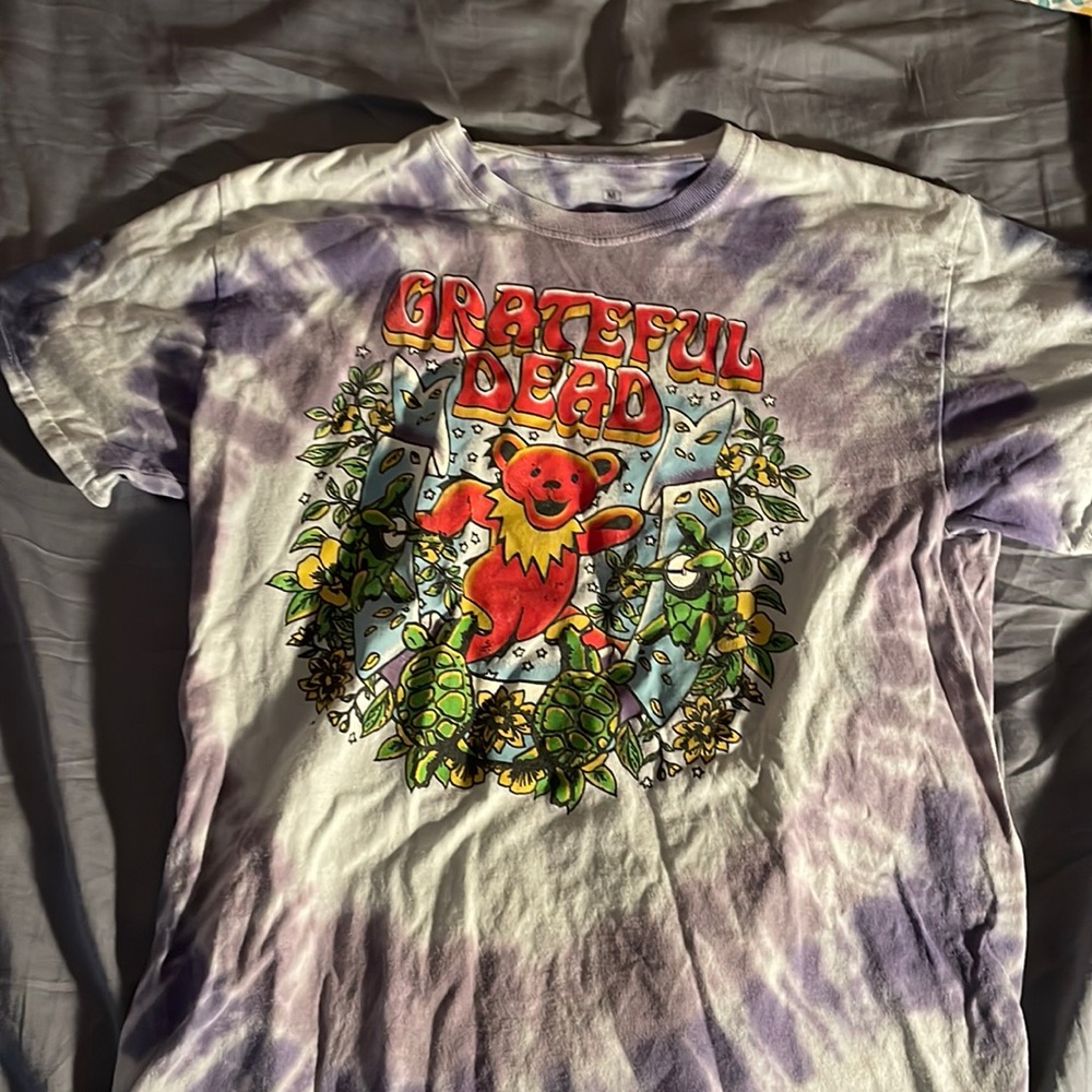 Grateful Dead Purple tye-dye shirt Medium